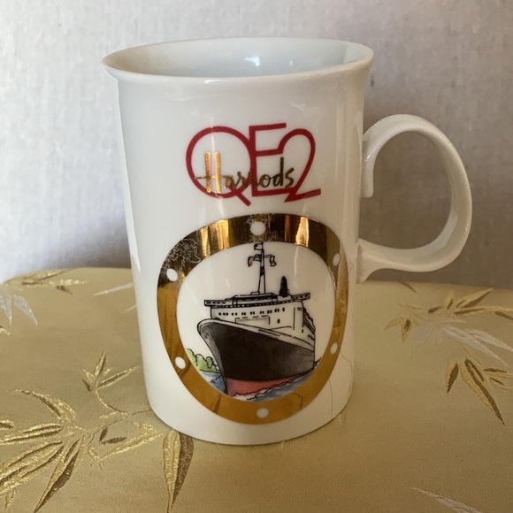 Harrods Other - QE2 Harrods exclusive stoneware mug